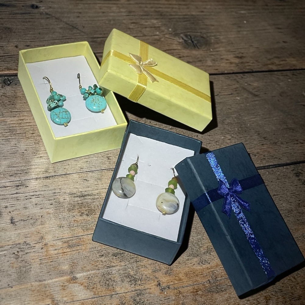 Lot Of 2/Two Set Of Two/2 Earrings Dangle Drop Bead /Beaded Green Turquoise